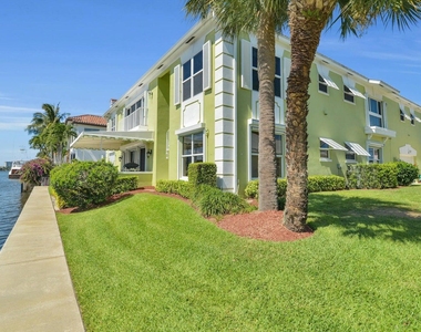 1704 Del Haven Drive - Photo Thumbnail 37