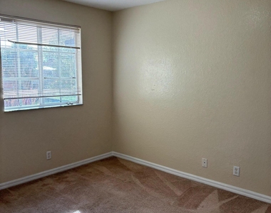 5330 Se Mitchell Lane - Photo Thumbnail 21