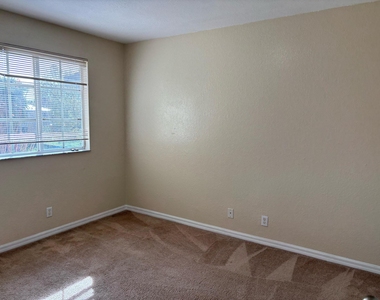 5330 Se Mitchell Lane - Photo Thumbnail 14