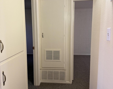 12235 N Cherry Hills Drive - Photo Thumbnail 15