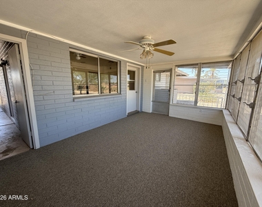 12235 N Cherry Hills Drive - Photo Thumbnail 4