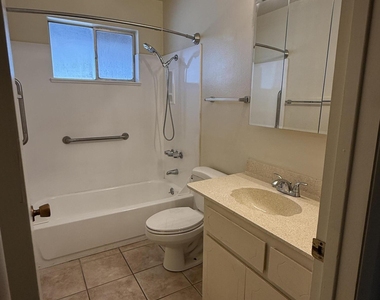 12235 N Cherry Hills Drive - Photo Thumbnail 20