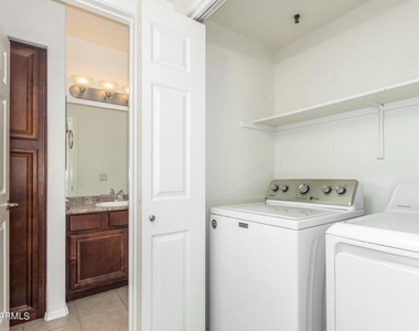 4925 E Desert Cove Avenue - Photo Thumbnail 19