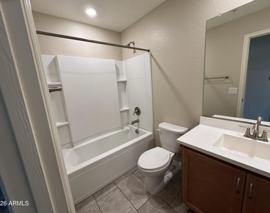 1723 N 208th Avenue - Photo Thumbnail 11