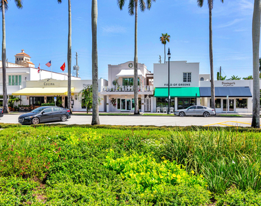 255 Royal Poinciana Way - Photo Thumbnail 6