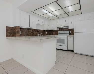 8830 W Sample Road - Photo Thumbnail 5