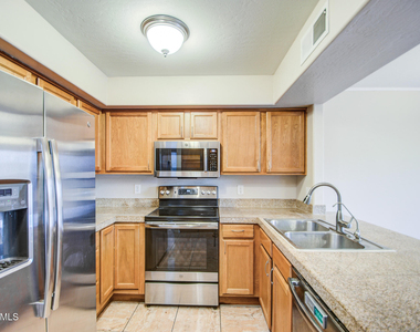 3440 E Southern Avenue - Photo Thumbnail 7