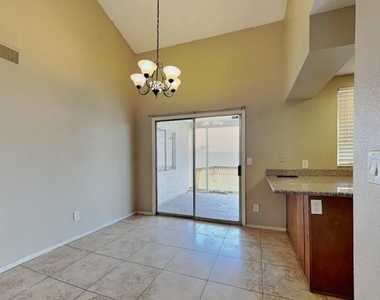 1102 E Utopia Road - Photo Thumbnail 4