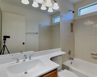 1102 E Utopia Road - Photo Thumbnail 13