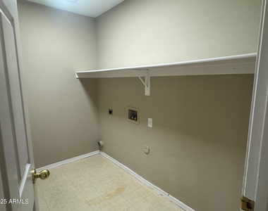 3569 W Chama Road - Photo Thumbnail 12