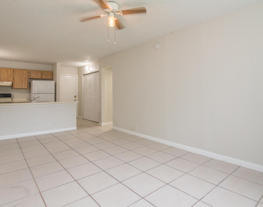 2771 Riverside Drive - Photo Thumbnail 3