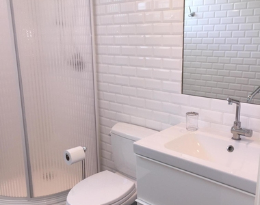 7150 E 5th Avenue - Photo Thumbnail 3