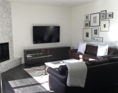 7150 E 5th Avenue - Photo Thumbnail 8