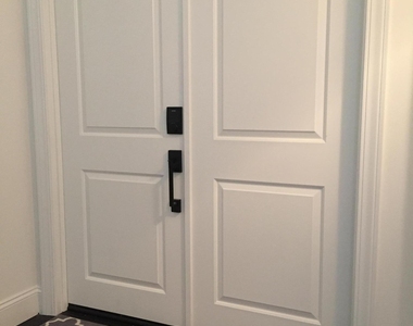 7150 E 5th Avenue - Photo Thumbnail 2