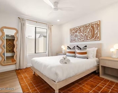 15035 N 49th Way - Photo Thumbnail 18