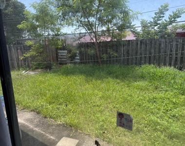 7824 Pembroke Road - Photo Thumbnail 8