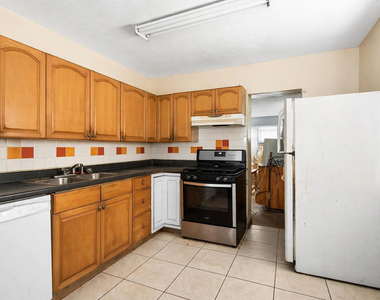 2434 Mckinley Street - Photo Thumbnail 2