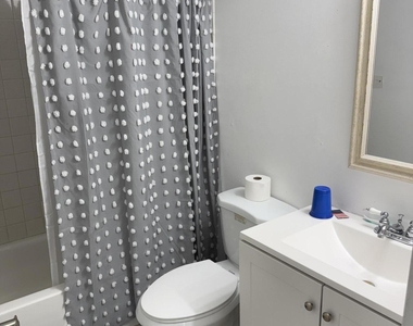 5981 Washington Street - Photo Thumbnail 11
