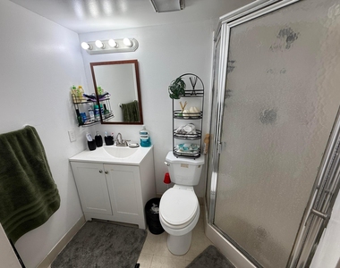 5981 Washington Street - Photo Thumbnail 8