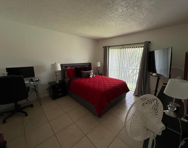 5981 Washington Street - Photo Thumbnail 9
