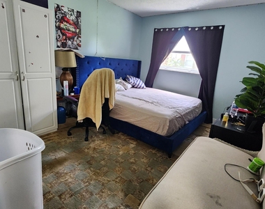 214 Sw 1st Street - Photo Thumbnail 9