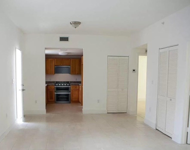 750 Sw 2nd Street - Photo Thumbnail 6