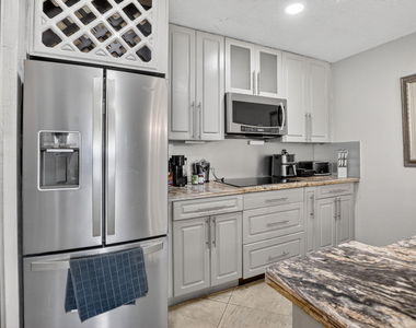 1250 Sw 113th Terrace - Photo Thumbnail 12