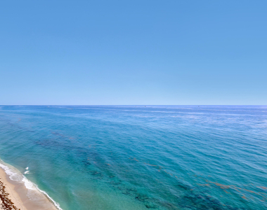 5200 N Ocean Drive N - Photo Thumbnail 1