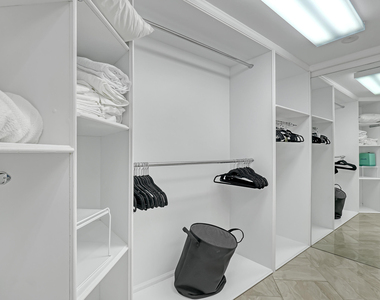 5200 N Ocean Drive N - Photo Thumbnail 18