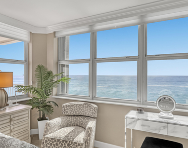 5200 N Ocean Drive N - Photo Thumbnail 13