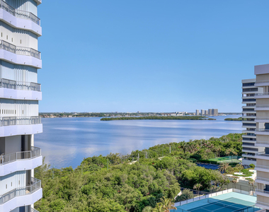 5200 N Ocean Drive N - Photo Thumbnail 29