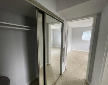 1708 Ne 20th Avenue - Photo Thumbnail 4