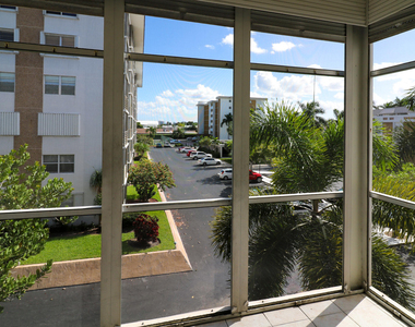 3040 Ne 16th Avenue - Photo Thumbnail 6