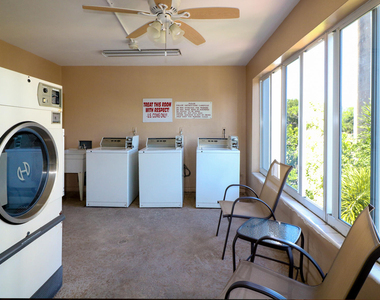3040 Ne 16th Avenue - Photo Thumbnail 17