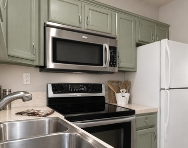 3040 Ne 16th Avenue - Photo Thumbnail 8