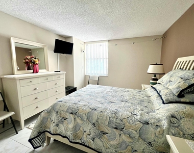 111 Briny Avenue - Photo Thumbnail 17
