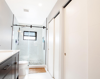 10048 Sw 16th Street - Photo Thumbnail 21