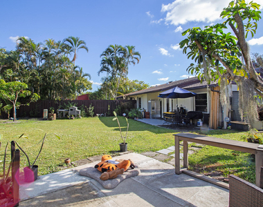 10048 Sw 16th Street - Photo Thumbnail 30