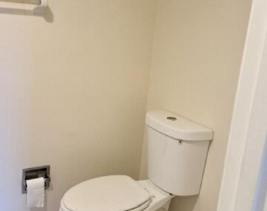 1520 Se Royal Green Circle - Photo Thumbnail 22