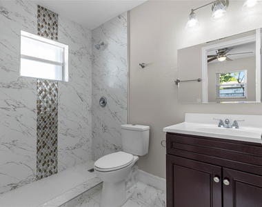 2171 Nw 29th Avenue - Photo Thumbnail 18