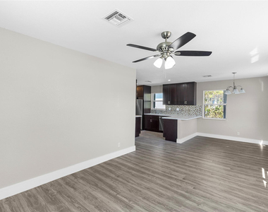 2171 Nw 29th Avenue - Photo Thumbnail 8