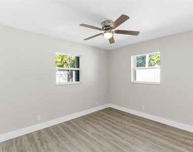 2171 Nw 29th Avenue - Photo Thumbnail 16