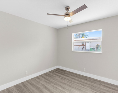 2171 Nw 29th Avenue - Photo Thumbnail 12