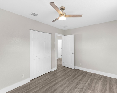 2171 Nw 29th Avenue - Photo Thumbnail 15