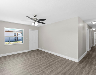 2171 Nw 29th Avenue - Photo Thumbnail 7