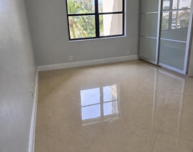 9355 Sw 8th Street - Photo Thumbnail 10