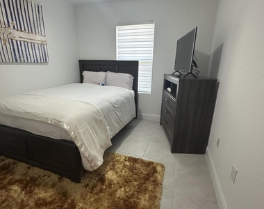 517 Sw Halden Avenue - Photo Thumbnail 9