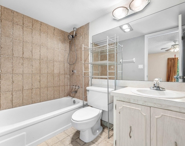 9050 Nw 28th Street - Photo Thumbnail 16