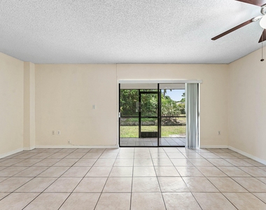 9050 Nw 28th Street - Photo Thumbnail 13
