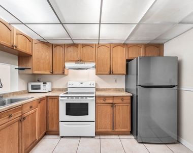 9050 Nw 28th Street - Photo Thumbnail 1
